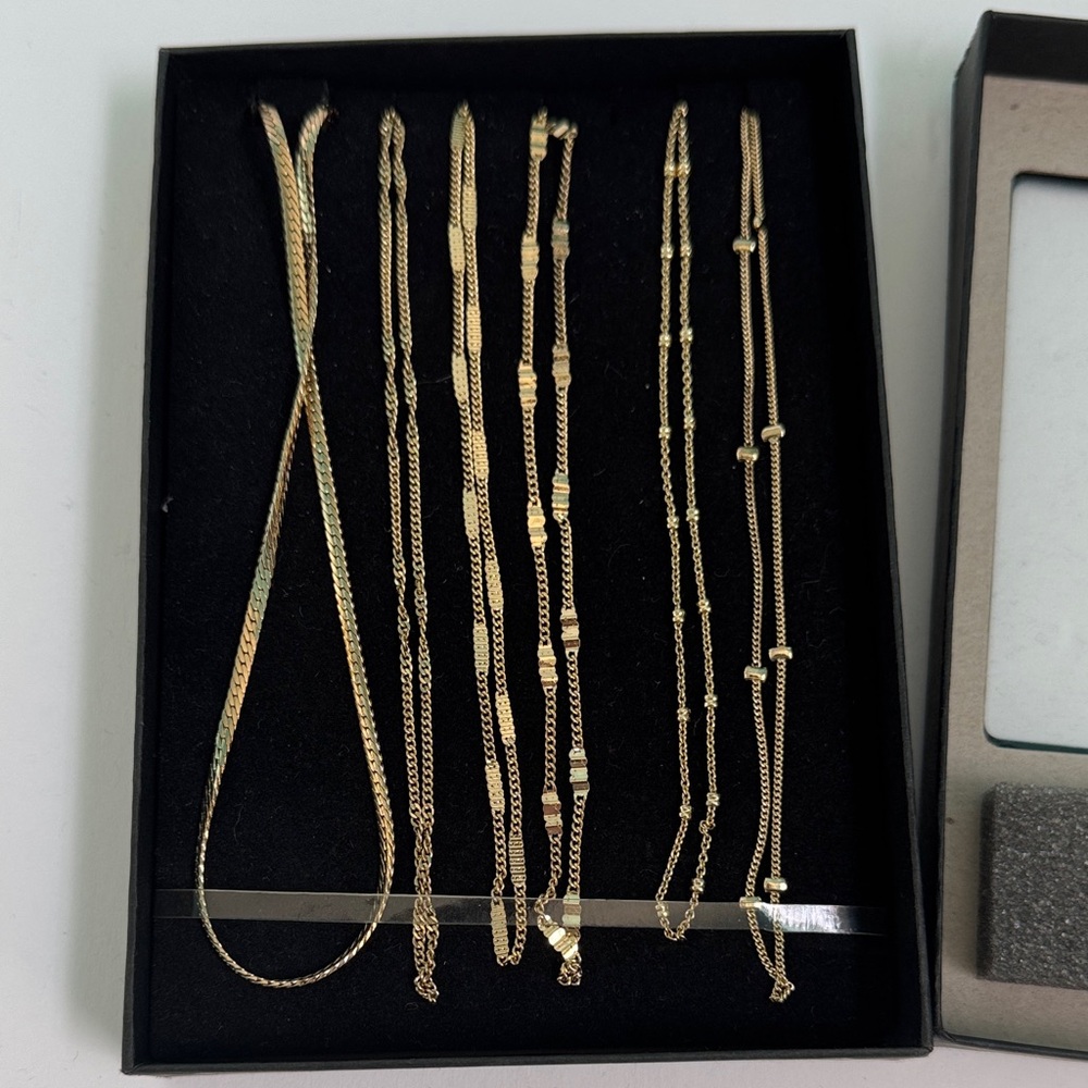 Elegant 6 Gold chains